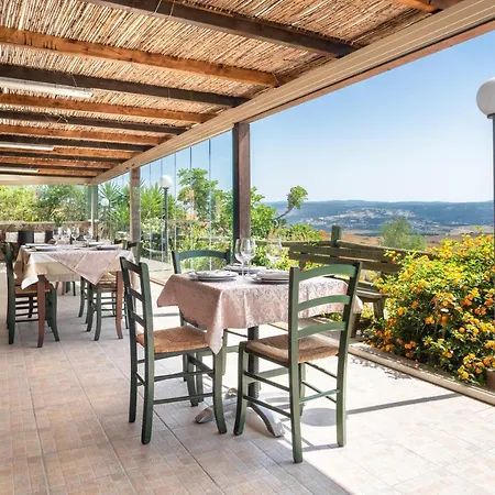 Alloggio per agriturismo Cuaddus E Tellas *